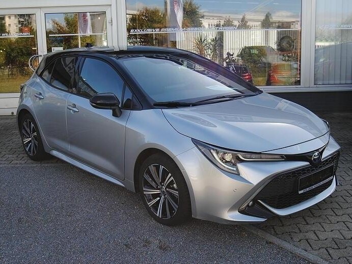Toyota Corolla XII (E210)