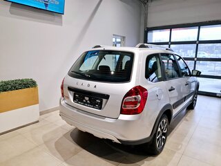 2025 Lada (ВАЗ) Granta Cross I Рестайлинг, серебристый, 1225000 рублей, вид 3