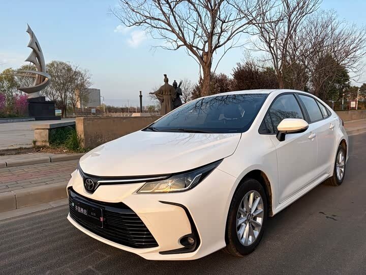 Toyota Corolla XII (E210)