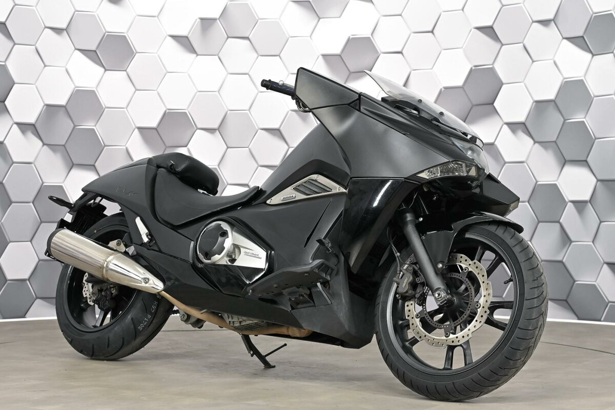 Honda NM4