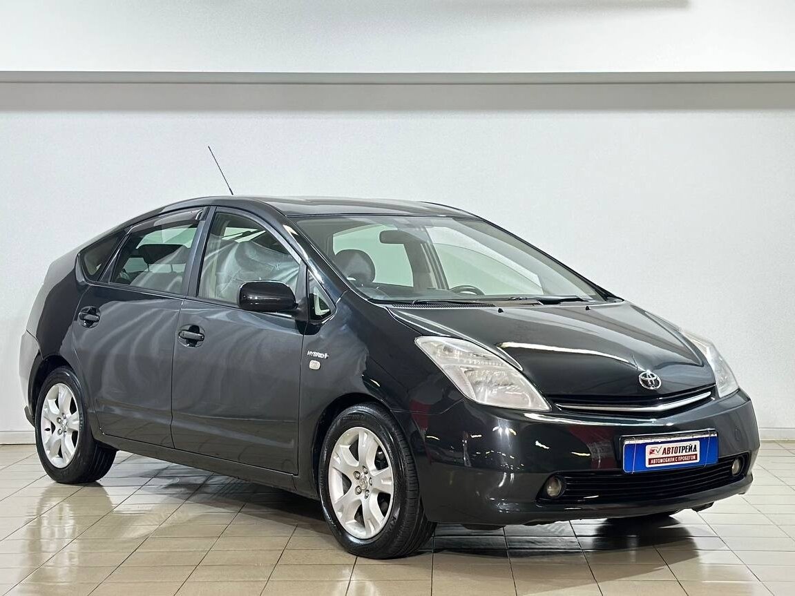 Toyota Prius II Рестайлинг (XW20)