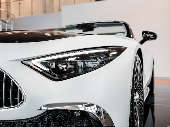 2025 Mercedes-Benz Maybach SL SL 680, белый, 36890000 рублей - вид 7