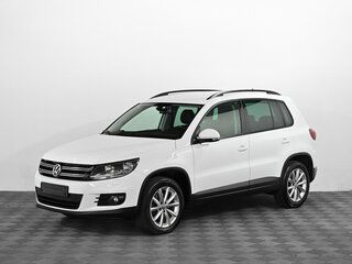 2016 Volkswagen Tiguan I Рестайлинг, белый, 1799000 рублей, вид 1