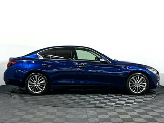2018 Infiniti Q50 I Рестайлинг, синий, 2147000 рублей, вид 4