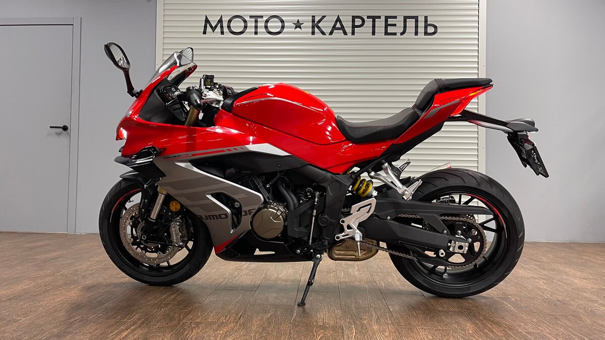 QJMotor SRK 800 RR