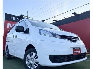 2025 Nissan NV200, белый, 1750000 рублей, вид 1