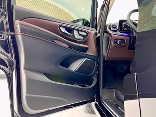 2026 Mercedes-Benz V-Класс Long 250 длинный III (W447) Рестайлинг, чёрный, 9300000 рублей, вид 5