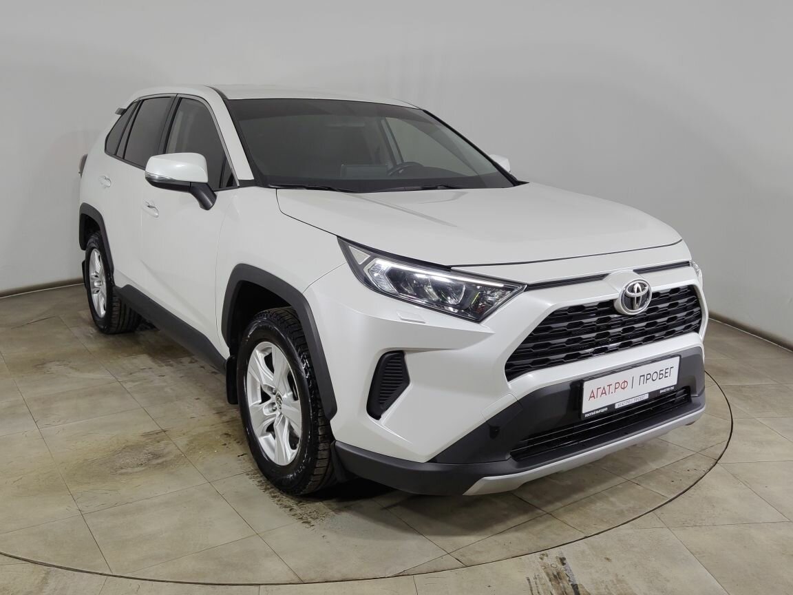 Toyota RAV4 V (XA50)