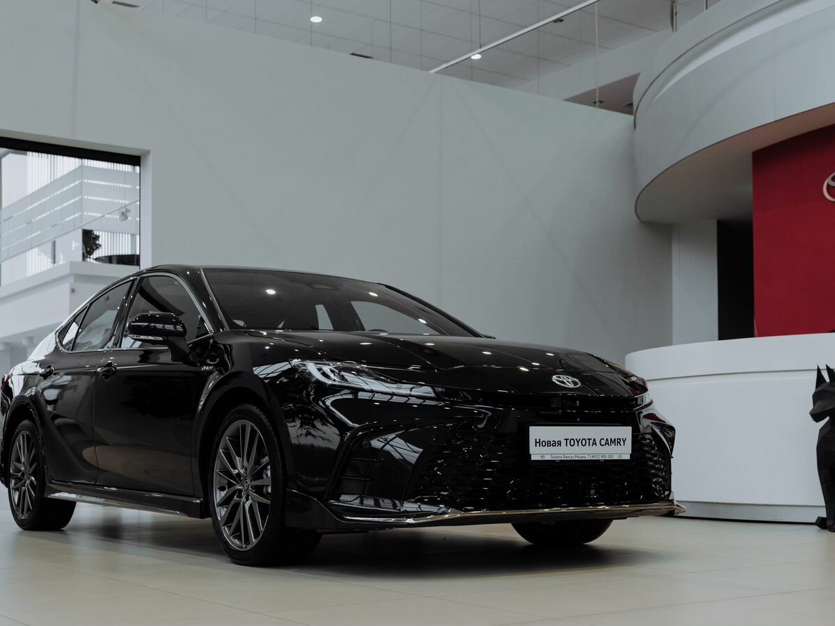 Toyota Camry IX (XV80) China Market