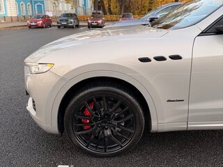 2018 Maserati Levante S I, бежевый, 5999990 рублей, вид 5
