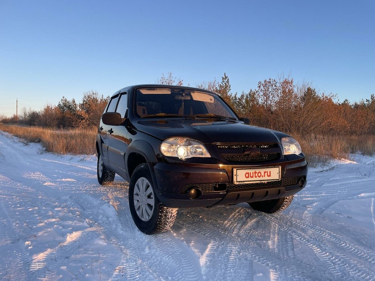 Купить б/у Chevrolet Niva I Рестайлинг 1.7 MT (80 л.с.) 4WD бензин ...