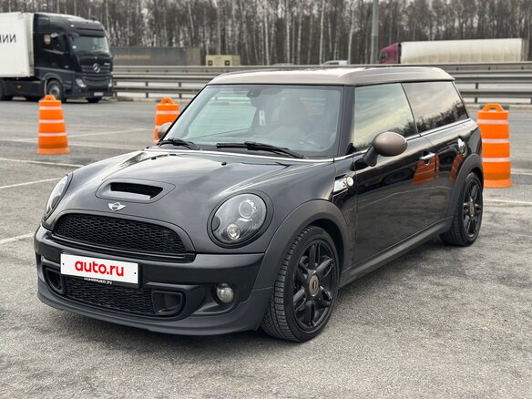 2013 Mini Clubman Cooper S I Рестайлинг, чёрный - вид 1