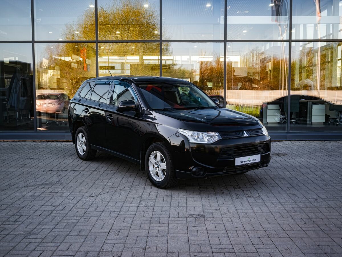 Mitsubishi Outlander III