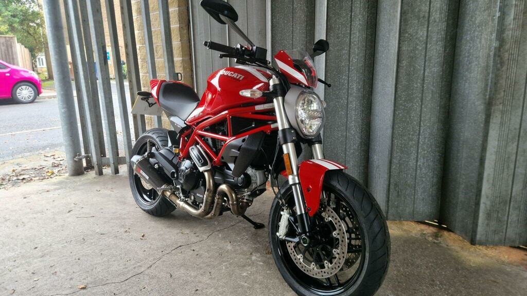 Ducati Monster 797