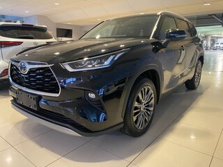 2025 Toyota Highlander IV (XU70), чёрный, 5550000 рублей, вид 2