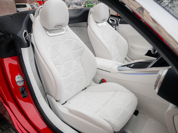 2026 Mercedes-Benz Maybach SL SL 680, красный, 39900000 рублей - вид 1