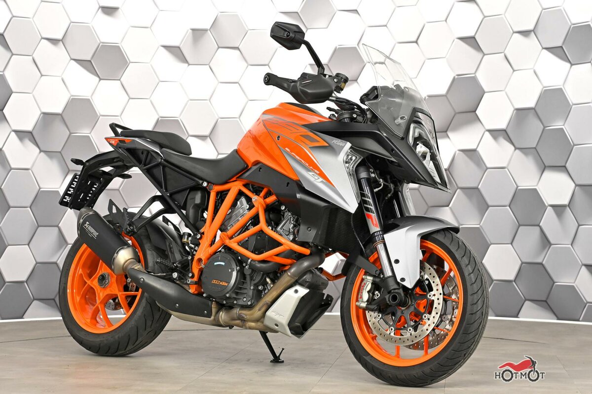 KTM 1290 Super Duke GT