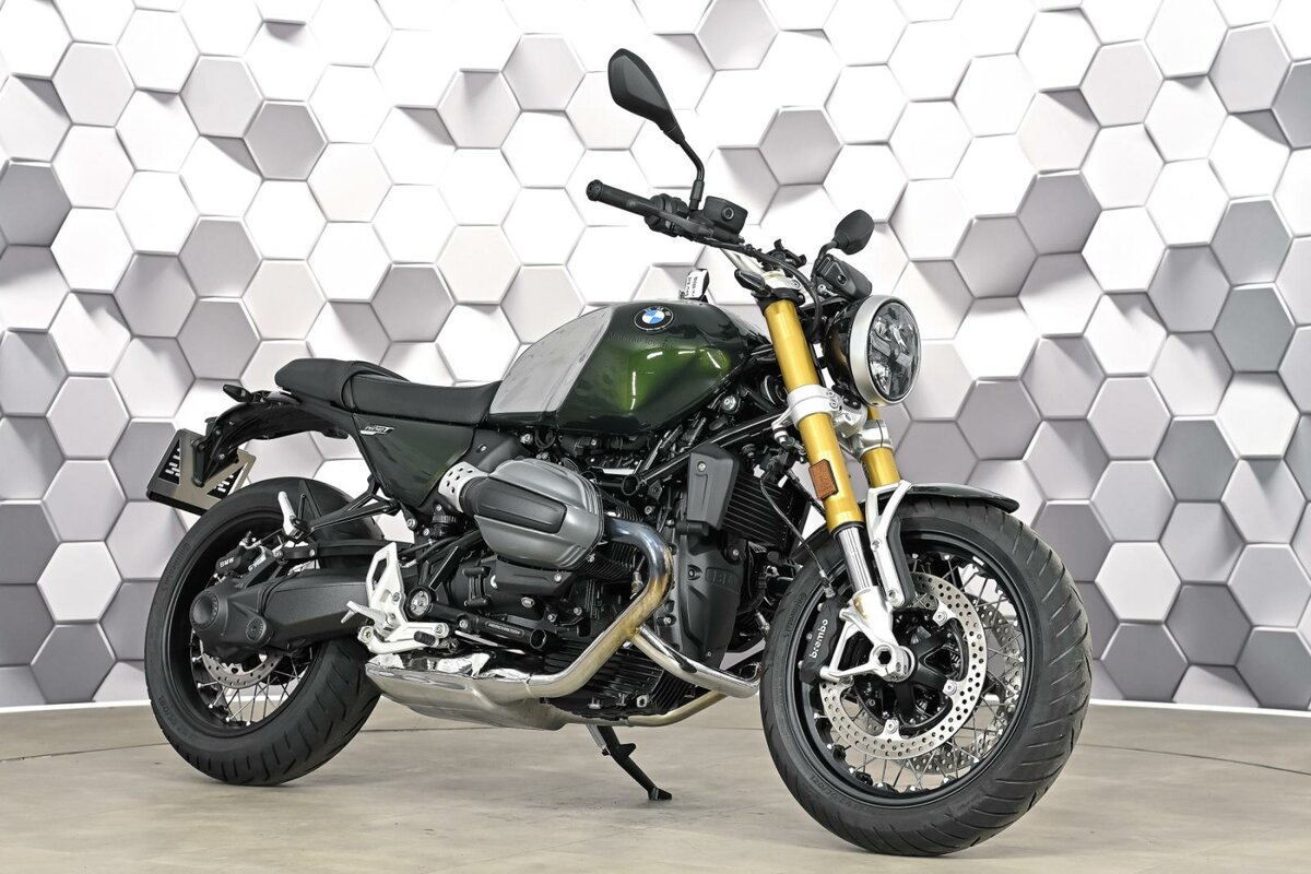 BMW R 12 Nine T