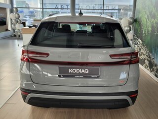 2025 Skoda Kodiaq II, серый, 5750000 рублей, вид 5