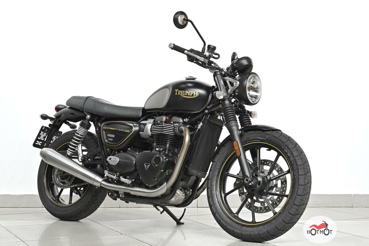 Triumph Street Twin