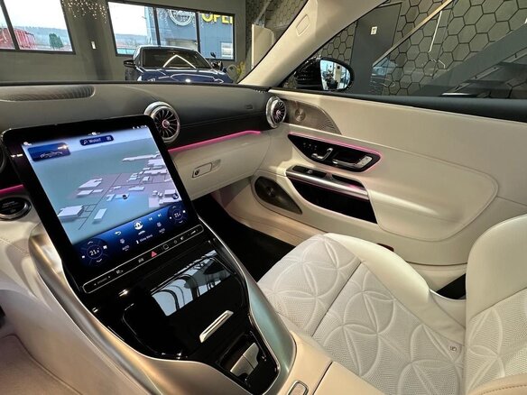 2025 Mercedes-Benz Maybach SL SL 680, белый, 35500000 рублей - вид 25