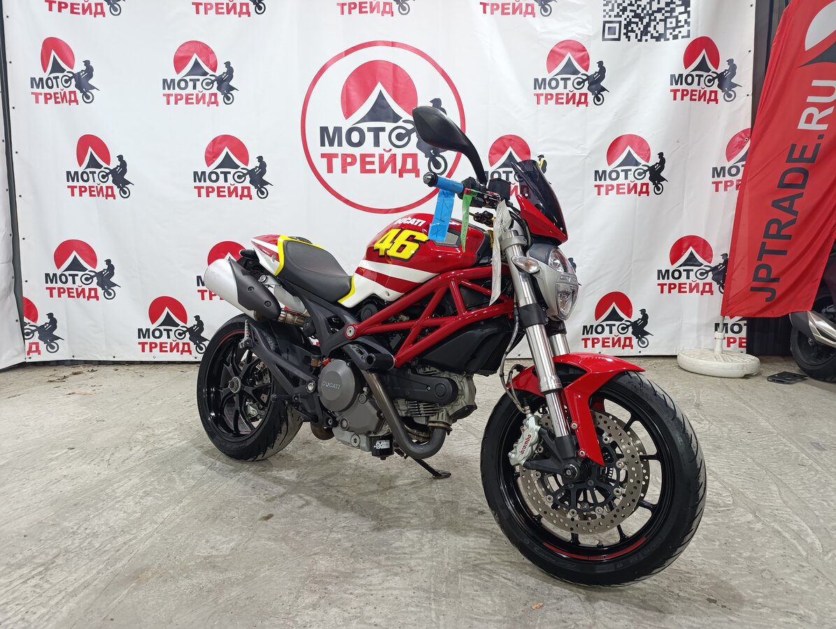 Ducati Monster 796