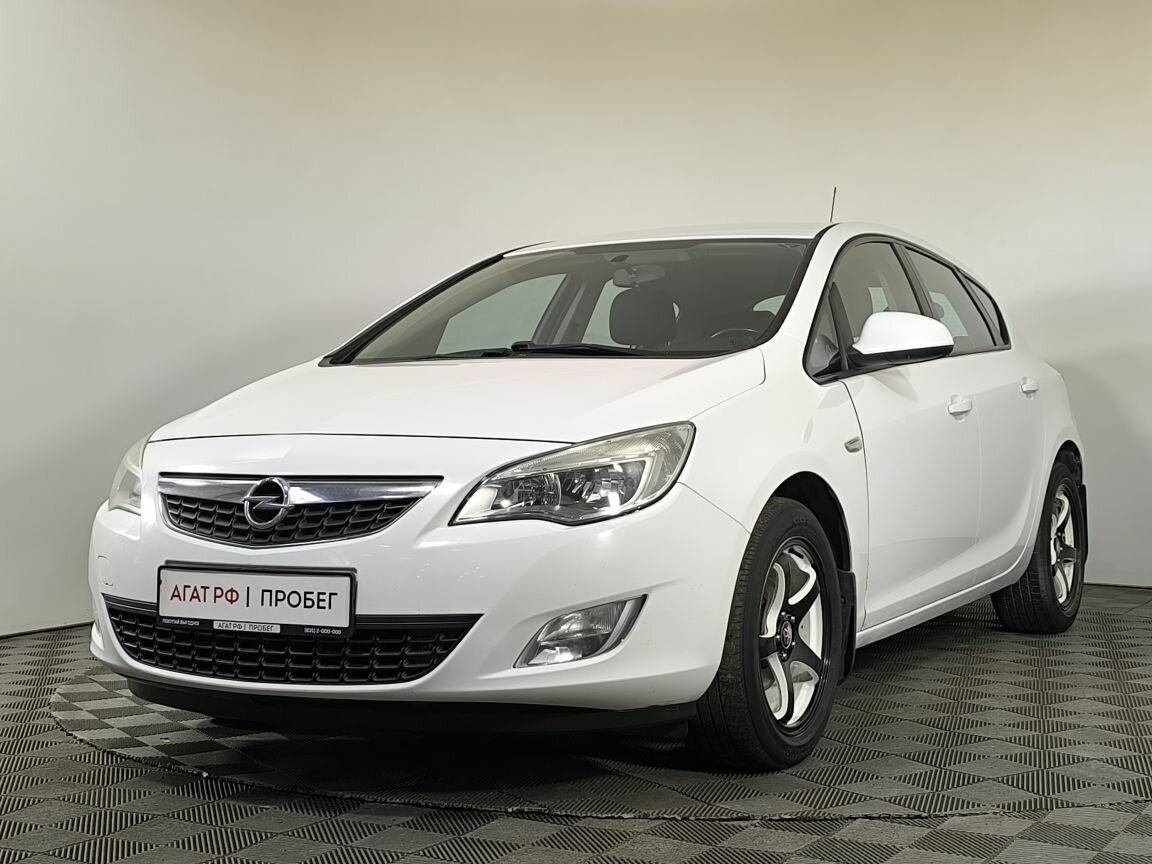 Opel Astra J