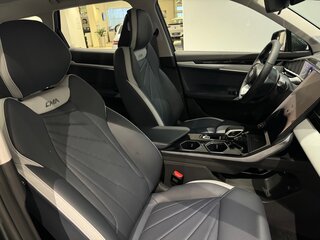 2026 Geely Atlas II, зелёный, 3514990 рублей, вид 4