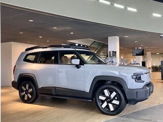2025 Changan Deepal G318, серый, 6000000 рублей, вид 5
