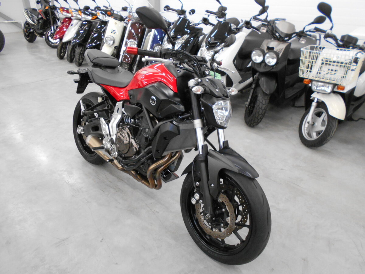 Yamaha MT-07 (FZ-07)