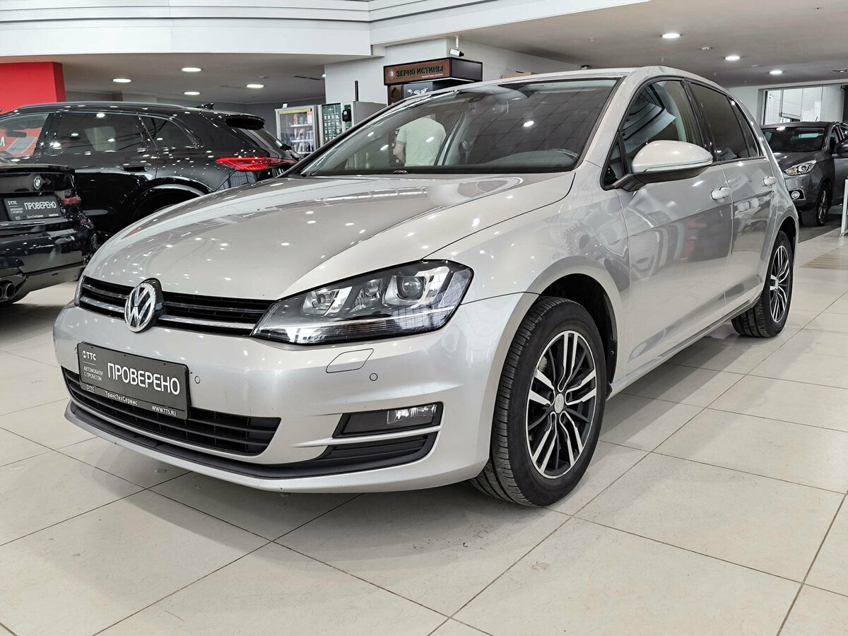 Volkswagen Golf VII