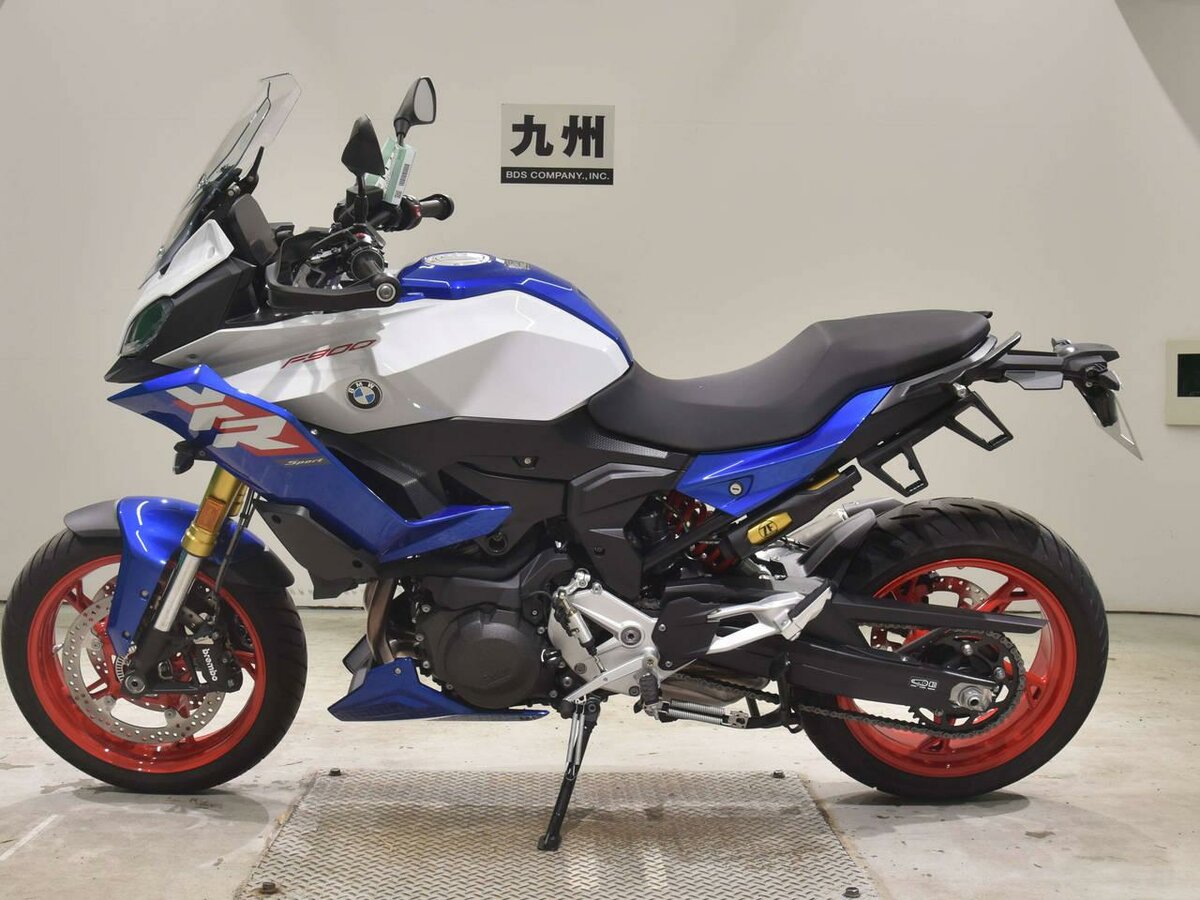 BMW F 900 XR