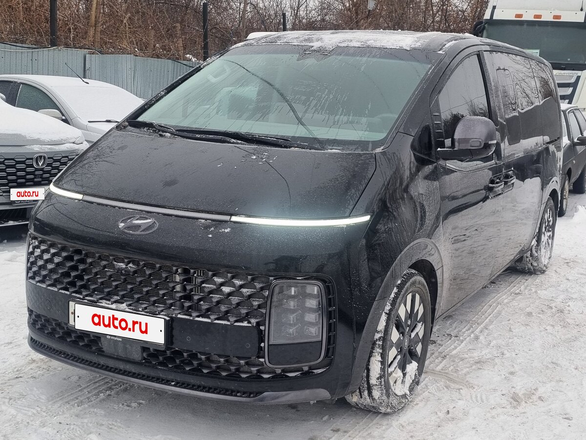 Hyundai Staria I