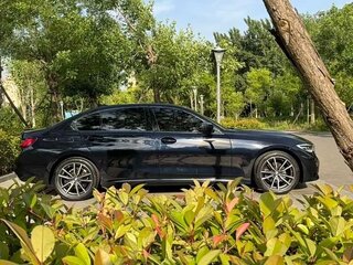 2022 BMW 3 серии Long 320Li VII (G2x), чёрный, 2600000 рублей, вид 4