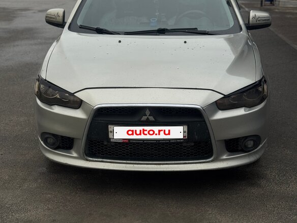 2007 Mitsubishi Lancer X, бежевый, 500000 рублей