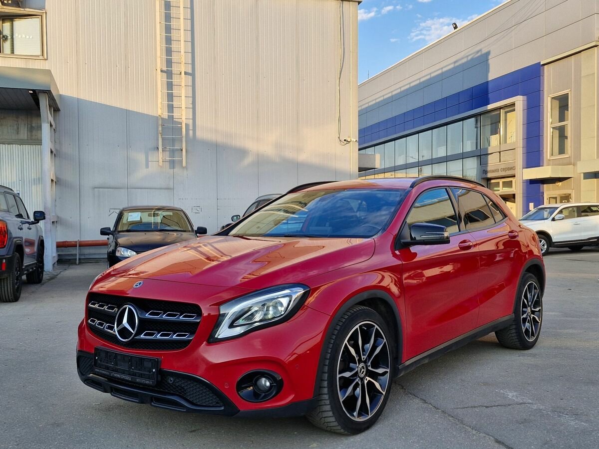 Mercedes-Benz GLA 200 I (X156) Рестайлинг