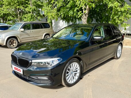 2018 BMW 5 серии 530d xDrive VII (G30/G31/G38), чёрный, 3295000 рублей, вид 1