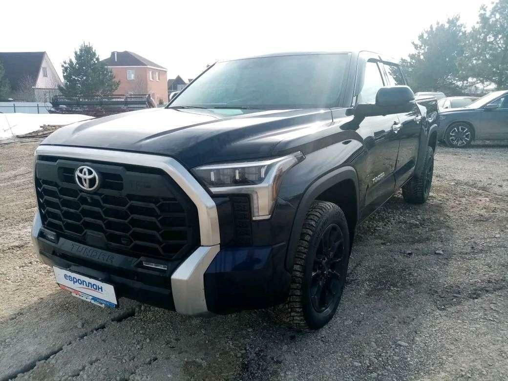 Toyota Tundra Crew Max CrewMax III