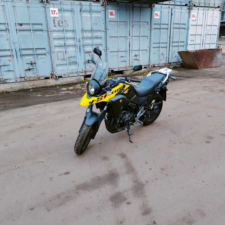 Suzuki V-Strom DL 250