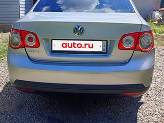 2007 Volkswagen Jetta V, серебристый, 300000 рублей, вид 3