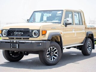 2025 Toyota Land Cruiser 79 70 Series Рестайлинг 2, бежевый, 7836000 рублей, вид 1