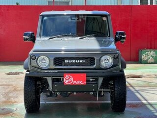 2023 Suzuki Jimny Sierra IV, серый, 1800000 рублей, вид 2
