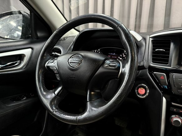 2016 Nissan Pathfinder IV, коричневый, 1649777 рублей - вид 12