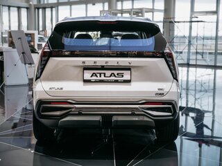 2025 Geely Atlas II, белый, 3449990 рублей, вид 3
