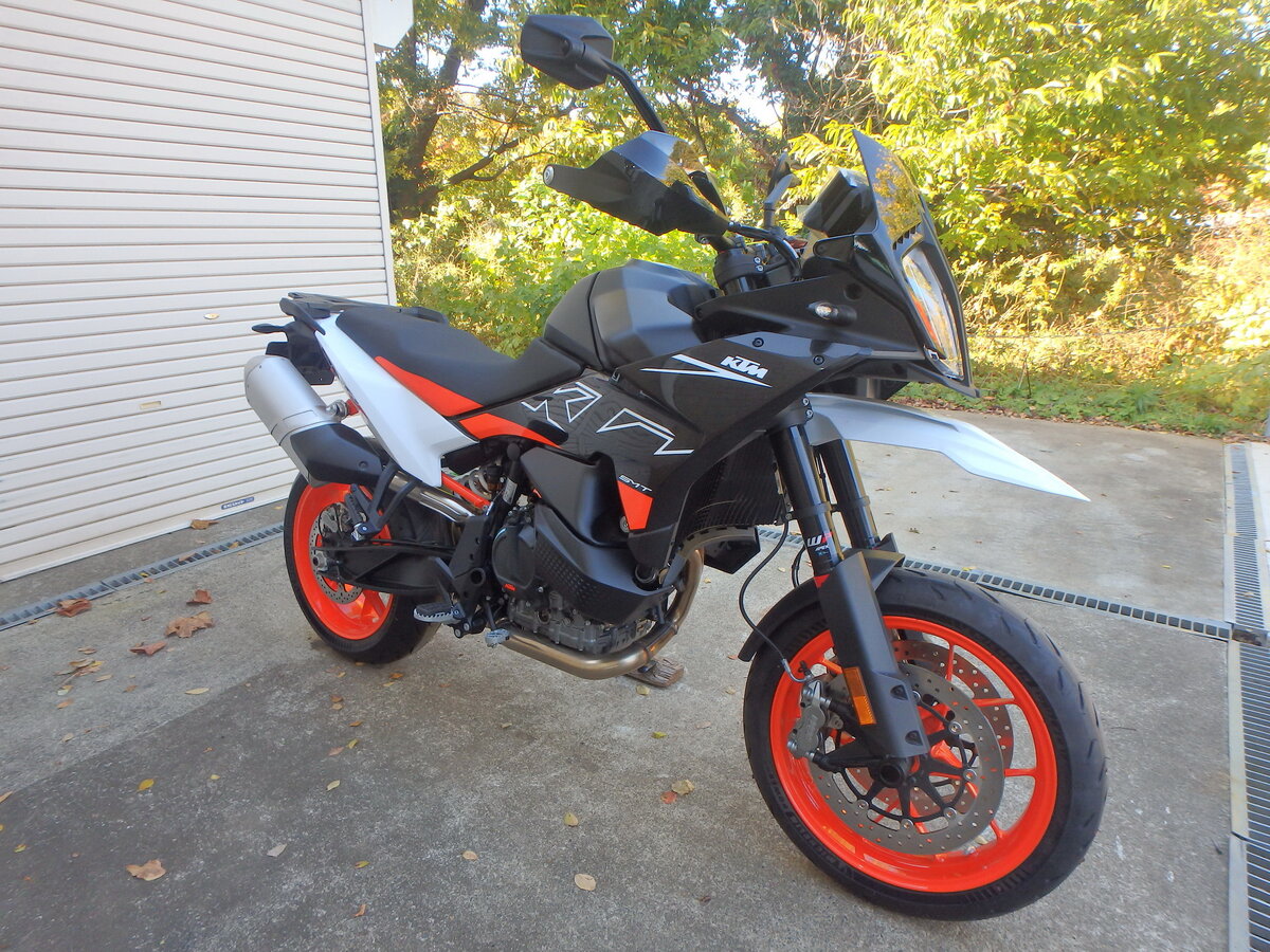 KTM 890 SMT