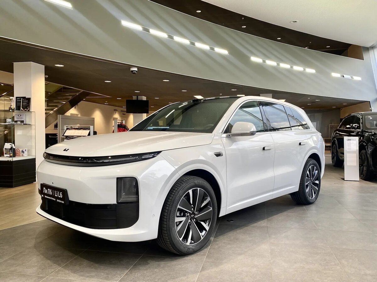Li Auto (Lixiang) L6