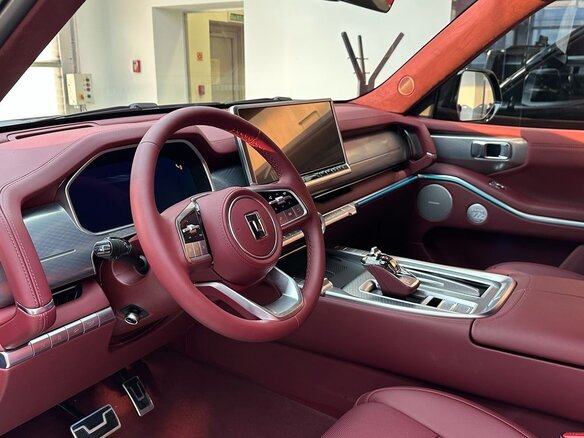 2025 Tank 700, чёрный, 13099000 рублей - вид 9