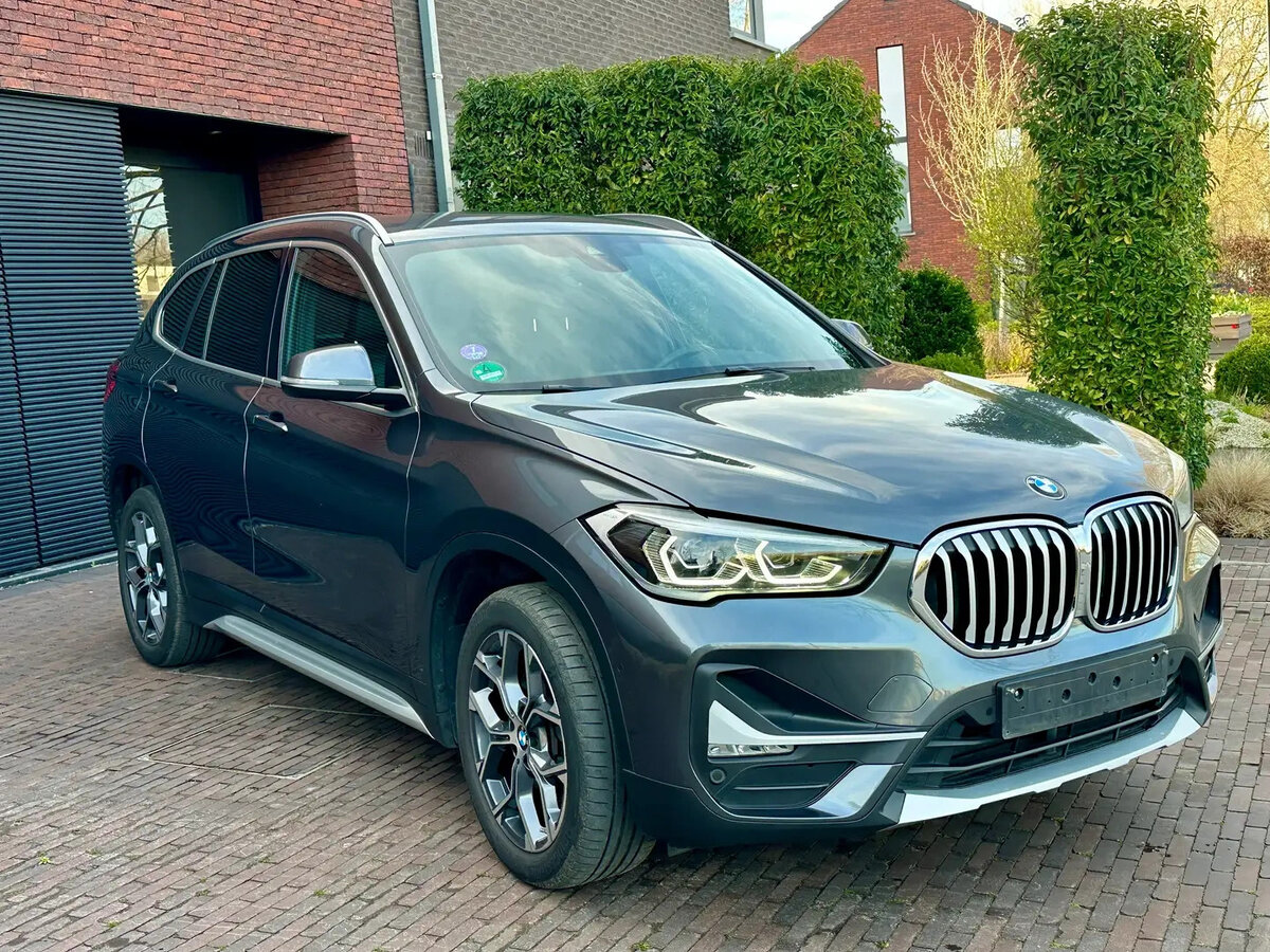 BMW X1 18i sDrive II (F48) Рестайлинг
