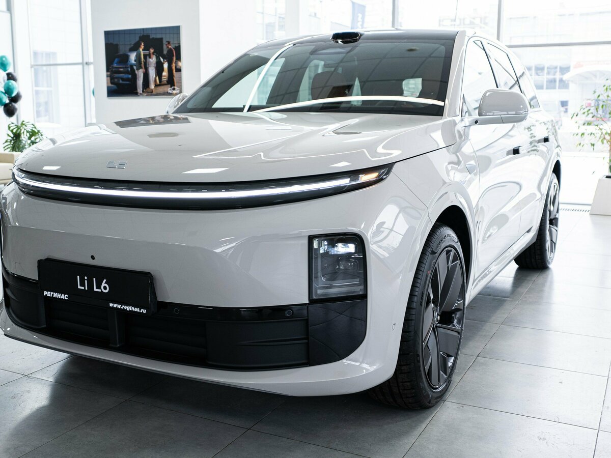 Li Auto (Lixiang) L6