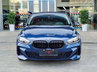 2023 BMW 1 серии 120i III (F52) Рестайлинг, синий, 1870000 рублей, вид 3